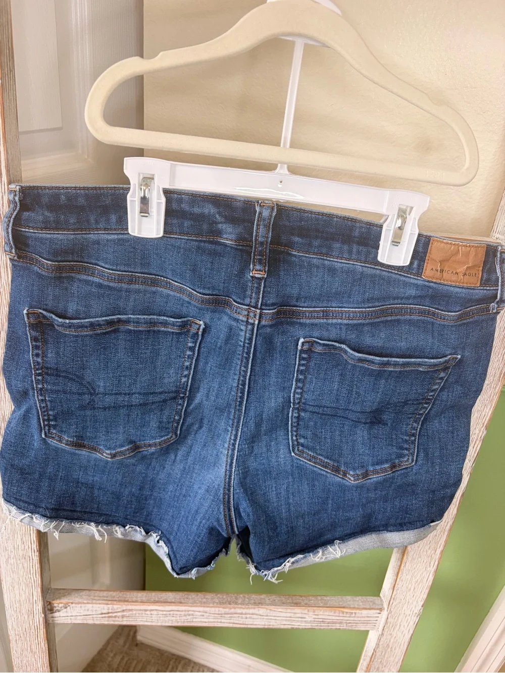 🦅 American Eagle Next Level Stretch Cutoff Denim Shorts Size 12